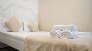 Гостевой дом Bucharest Center Villa Бухарест Двухместный номер эконом-класса с 1 кроватью и собственной ванной комнатой-5