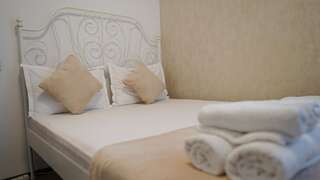 Гостевой дом Bucharest Center Villa Бухарест Двухместный номер эконом-класса с 1 кроватью и собственной ванной комнатой-10