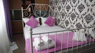 Гостевой дом Bucharest Center Villa Бухарест Двухместный номер эконом-класса с 1 кроватью и общей ванной комнатой-8