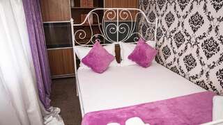 Гостевой дом Bucharest Center Villa Бухарест Двухместный номер эконом-класса с 1 кроватью и общей ванной комнатой-15