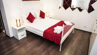 Гостевой дом Bucharest Center Villa Бухарест Двухместный номер Делюкс с 1 кроватью и собственной ванной комнатой-9